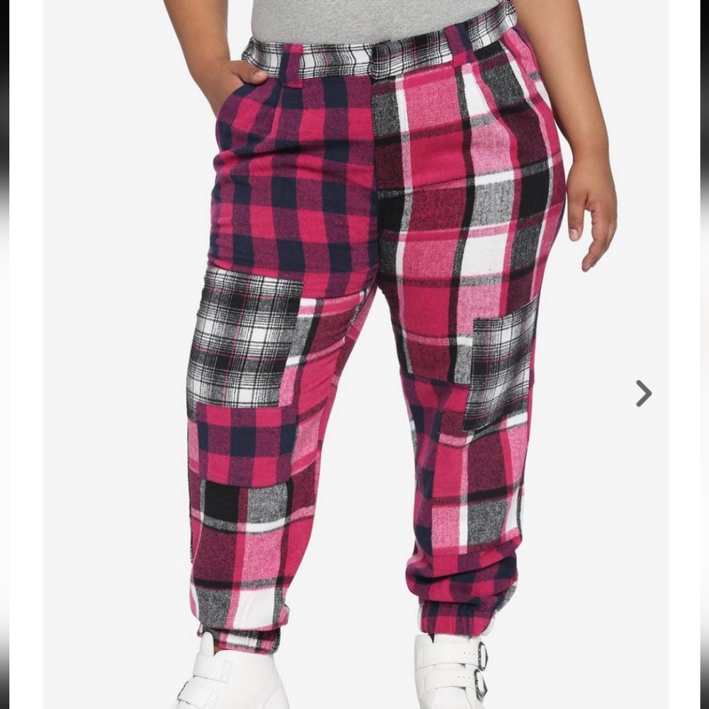 NWT Pink Plaid Joggers sz XL - Picture 1 of 8
